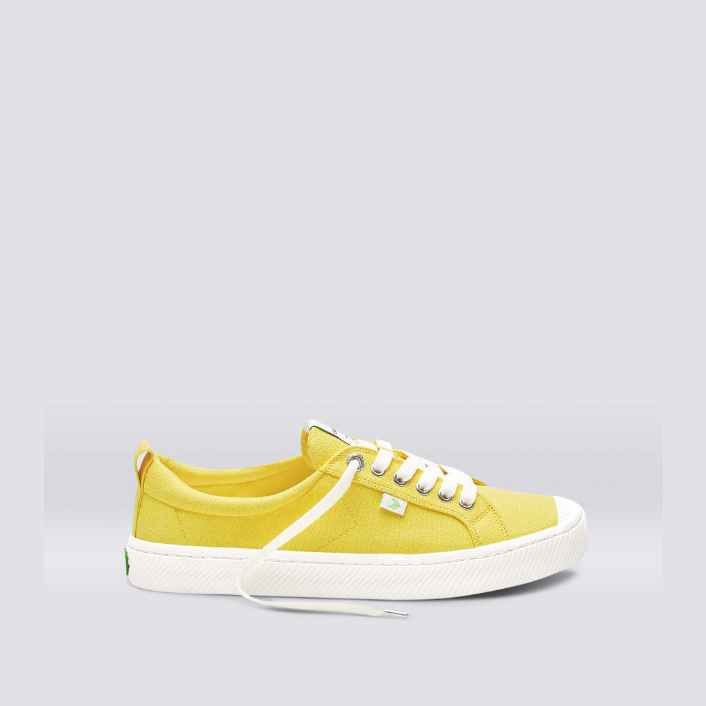 Cariuma Low Top Canvas OCA LOW Dame Gul | 523BMPOEU