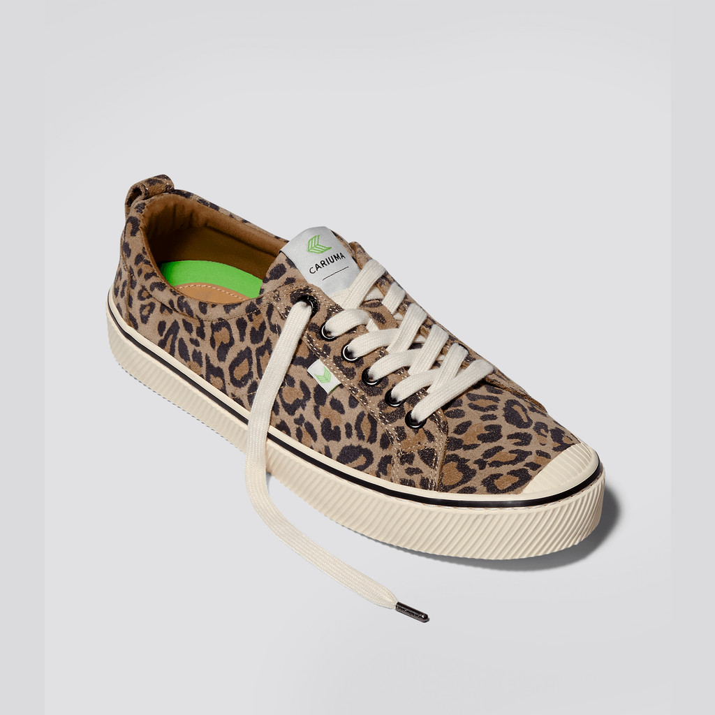 Cariuma Low Top Suede OCA LOW Dame Leopard | 597KSWHMQ