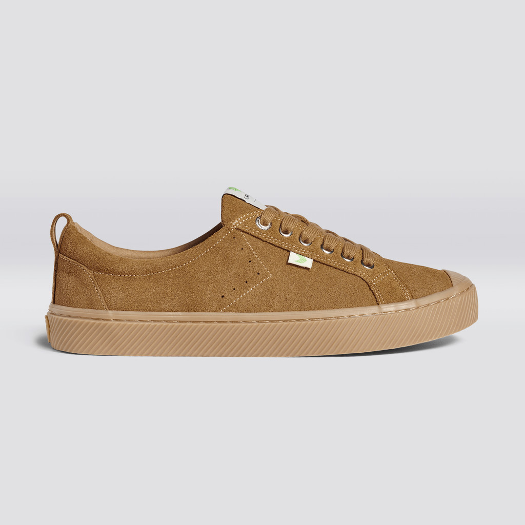 Cariuma Low Top Suede OCA LOW Herre All Camel | 507IULCSF