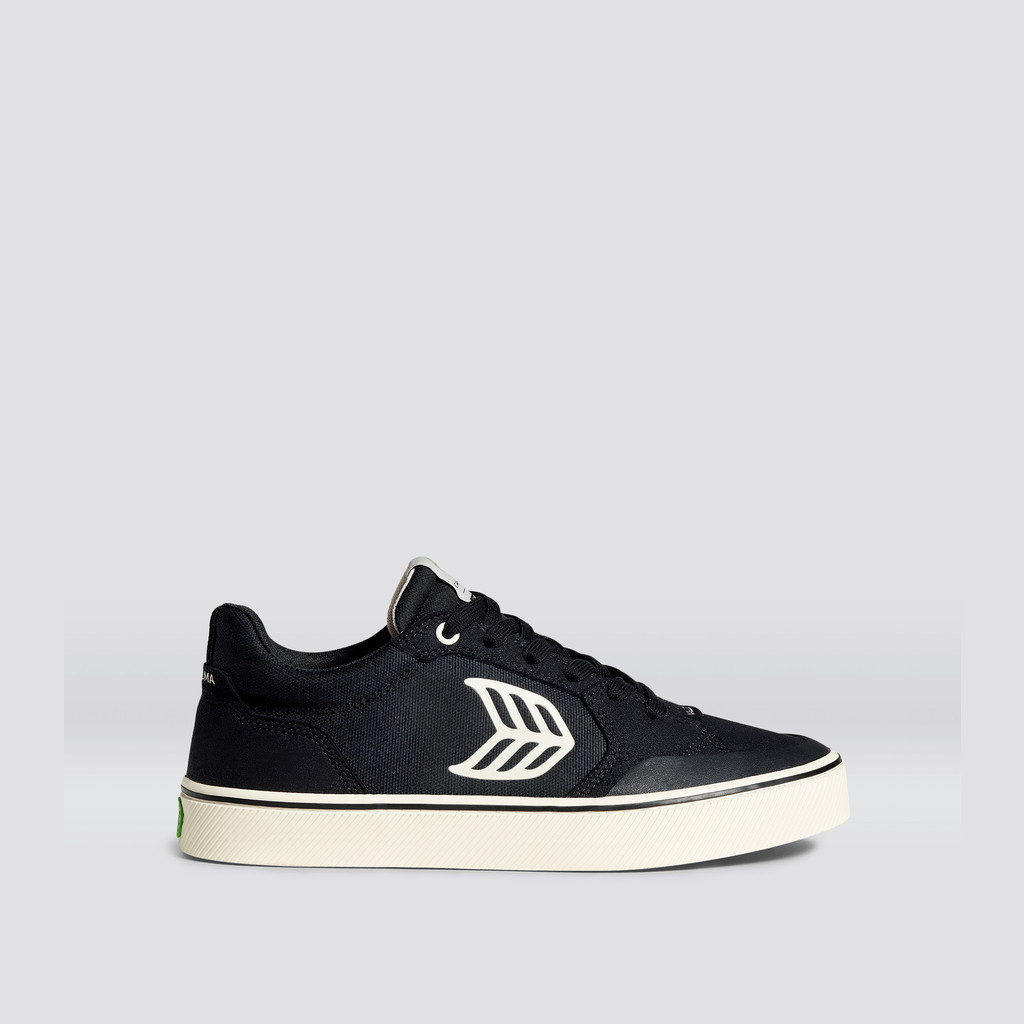 Cariuma Low Top Suede The Vallely Dame Sort | 248ETQLOI